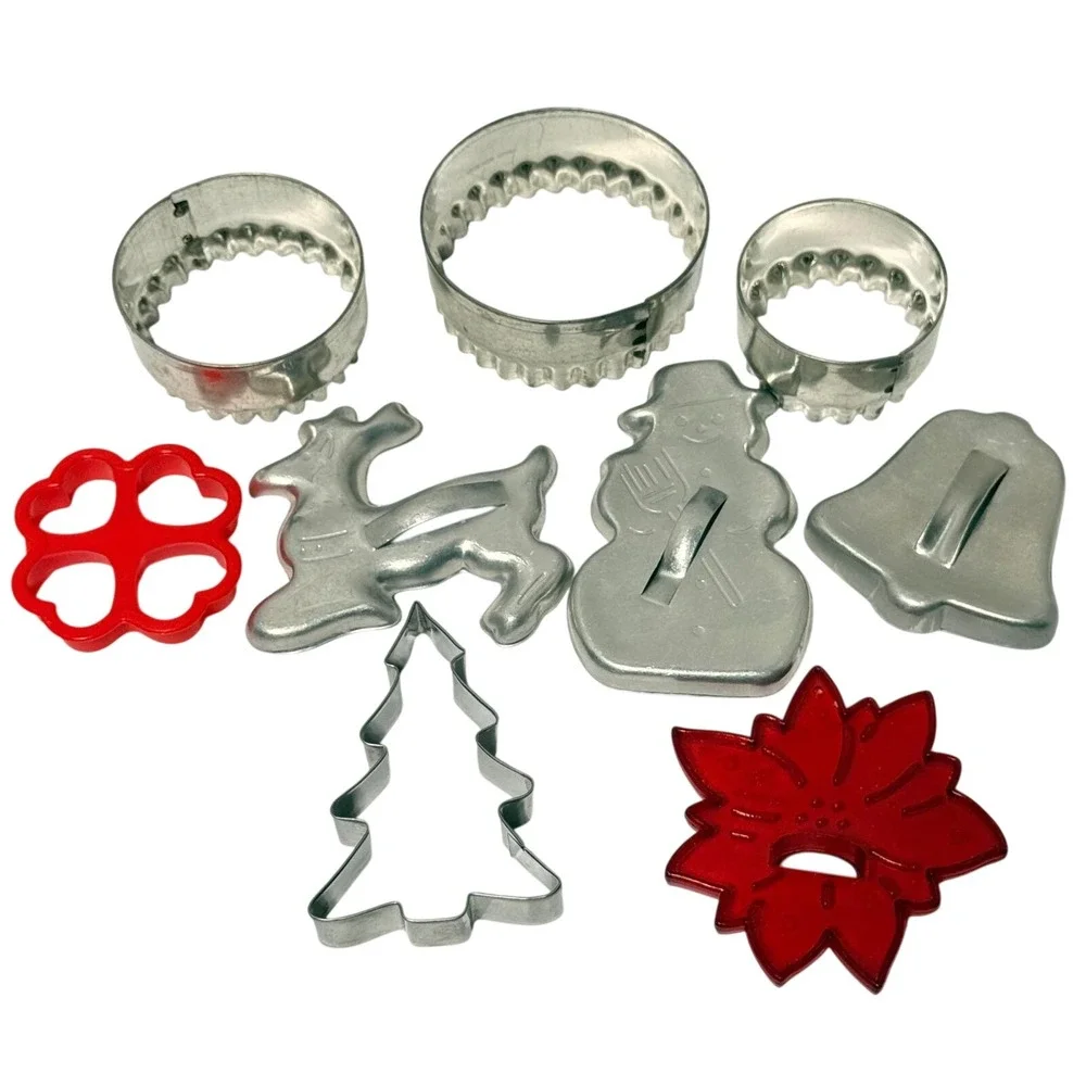 9pc Vintage Christmas Cookie Cutter Set Aluminum Plastic Snowman Reindeer Bell *